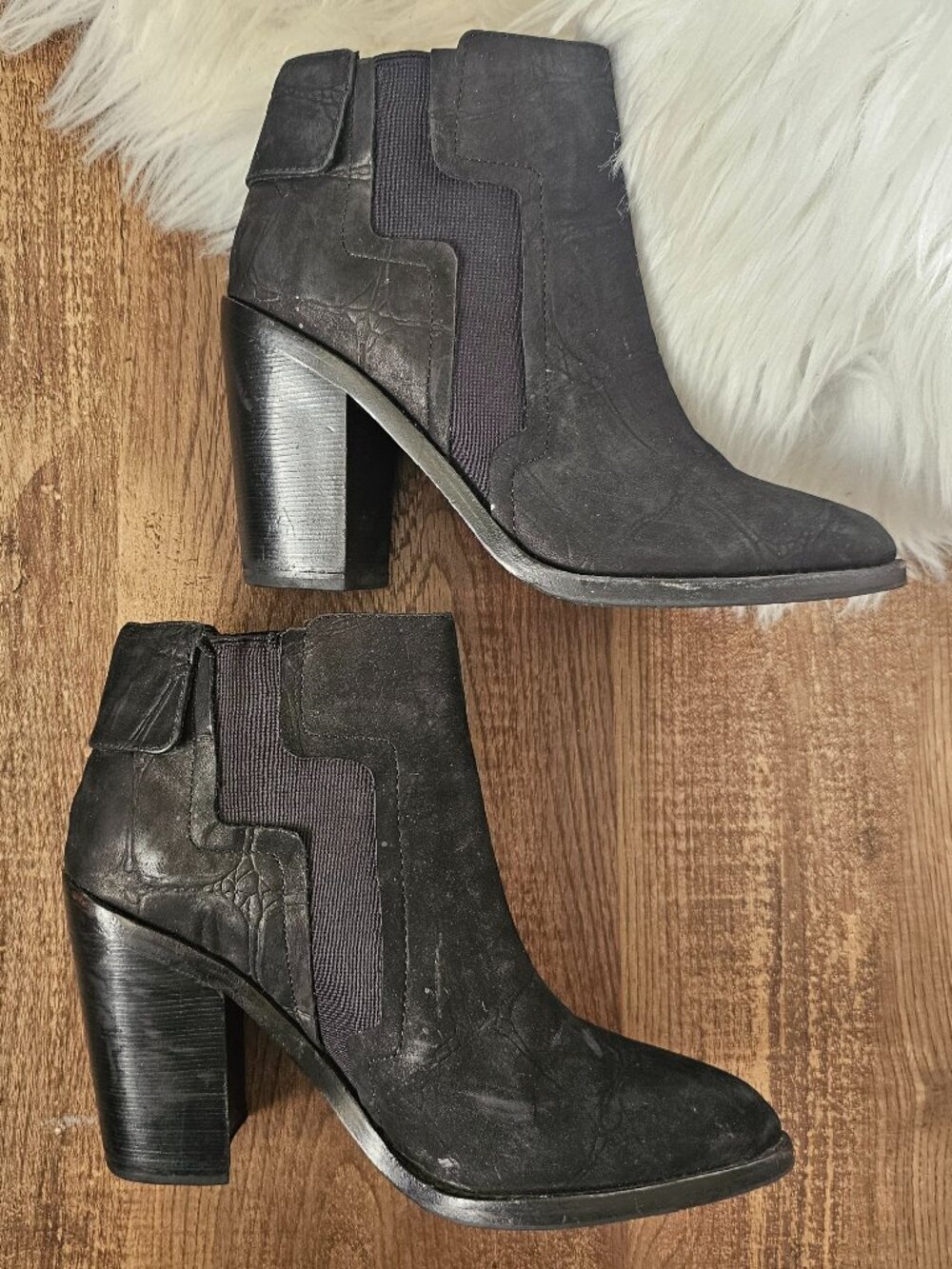 L.A.M.B./LAMB Mojo Block Heel Suede Ankle Boot US5.5 Black Croc - Picture 1 of 11